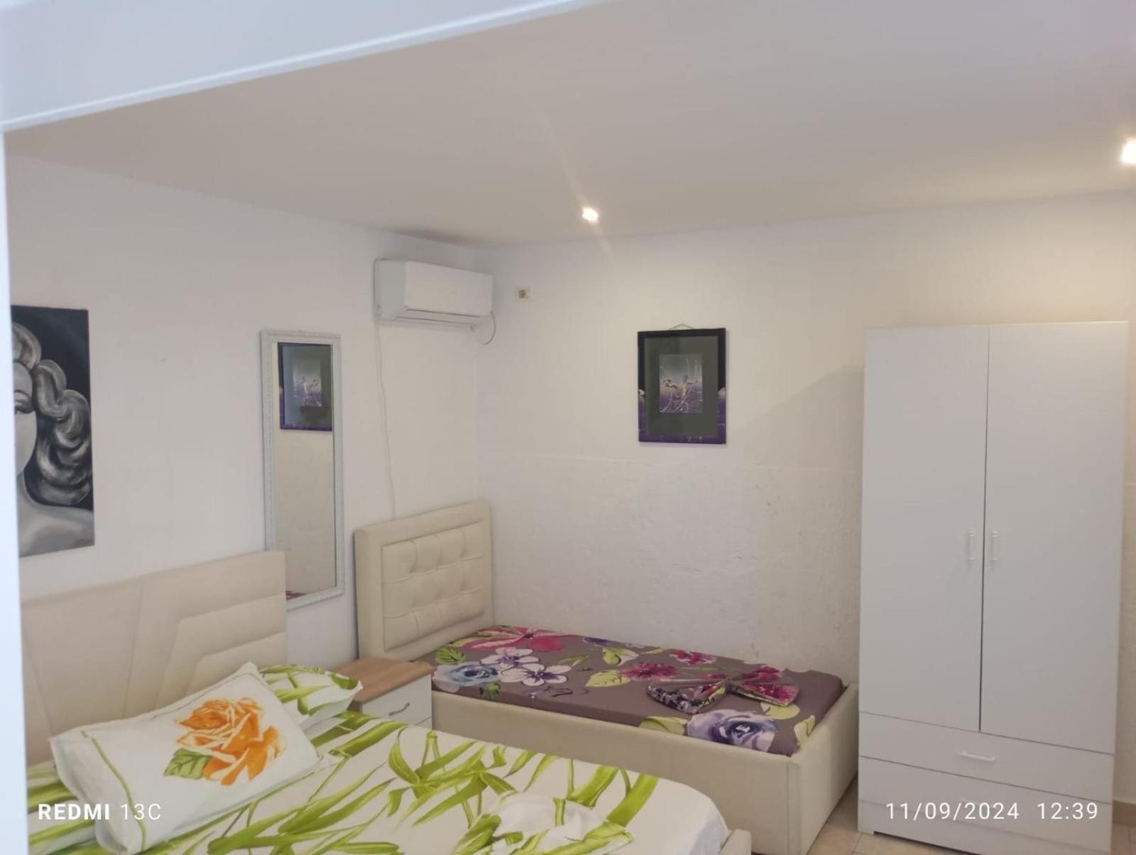 Durres Beach Rooms Durrës Exterior foto